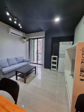 Ideal getaway Apartment with private Jacuzzi